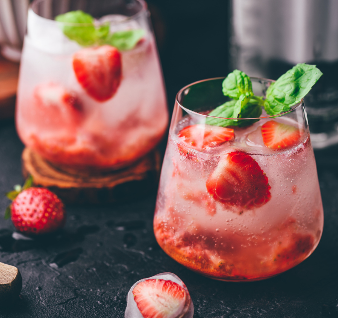 Gin tonic de fresas  