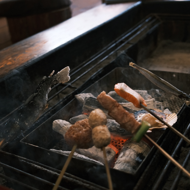 Robata: técnicas y sabores de la cocina tradicional japonesa