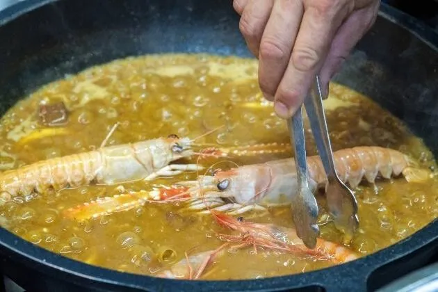 Paella de mariscos