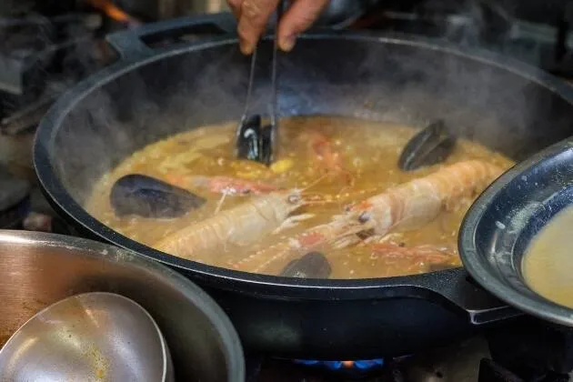 Paella de mariscos