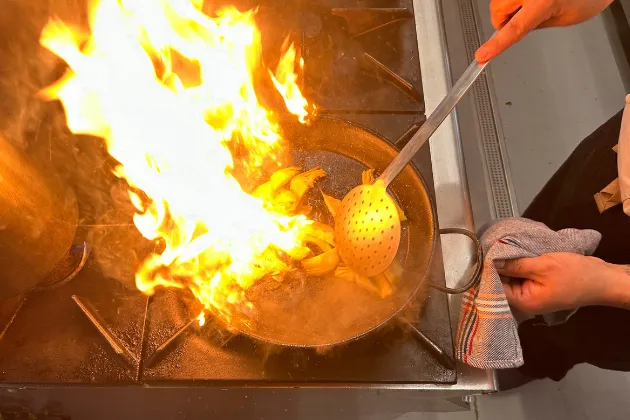 Arroz con Carxofa Prat y pollo ‘pota blava’ de 9Cèntric