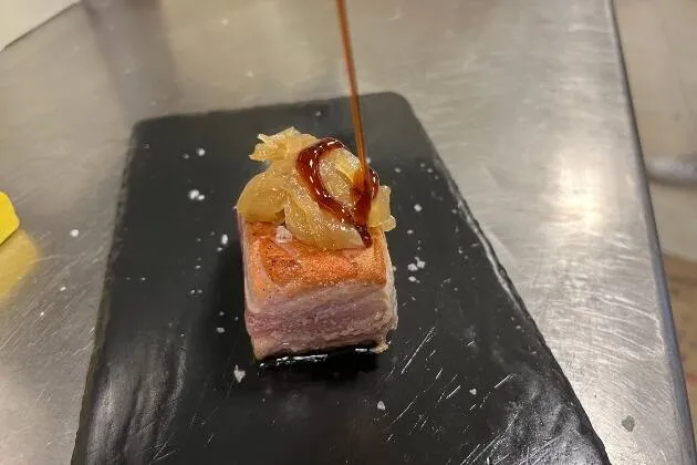 Pintxo de atún encebollado 