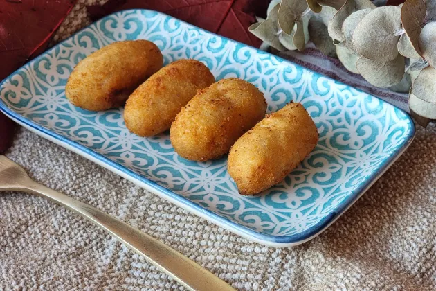 Las croquetas líquidas más famosas de Madrid, de Dis Tinto Taberna