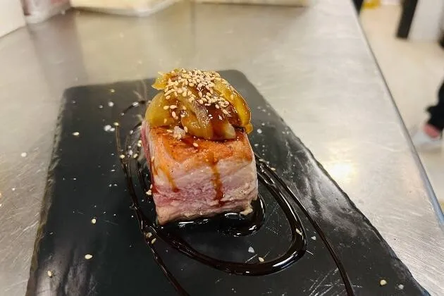 Pintxo de atún encebollado 