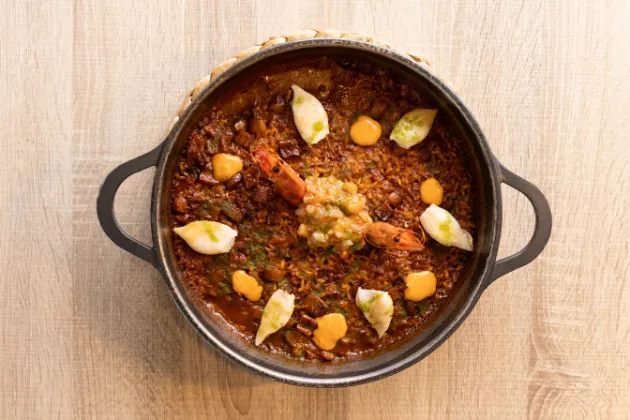 Arroz de romesco con gamba de Tarragona y chipirones de Cambrils 