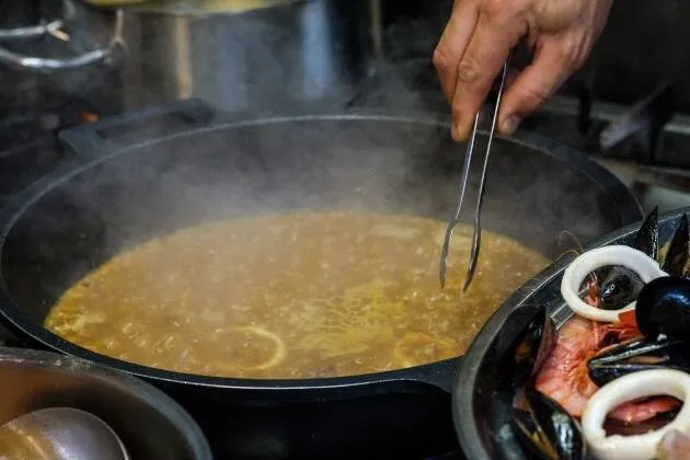 Paella de mariscos