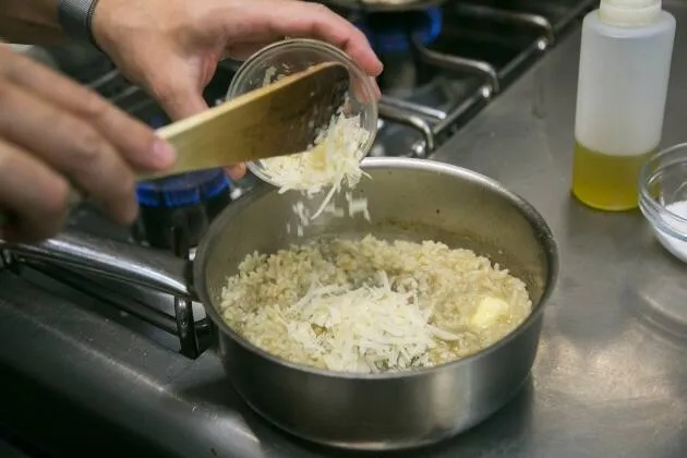 Arroz cremoso de boletus con jamón de pato