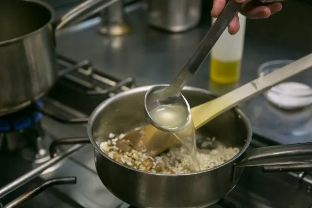 Arroz cremoso de boletus con jamón de pato