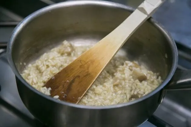 Arroz cremoso de boletus con jamón de pato