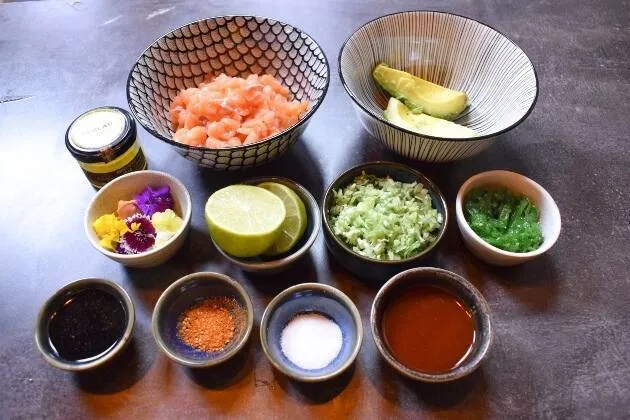 Tartar de salmón noruego de Ajhito, Izakaya 'Jaénponesa'