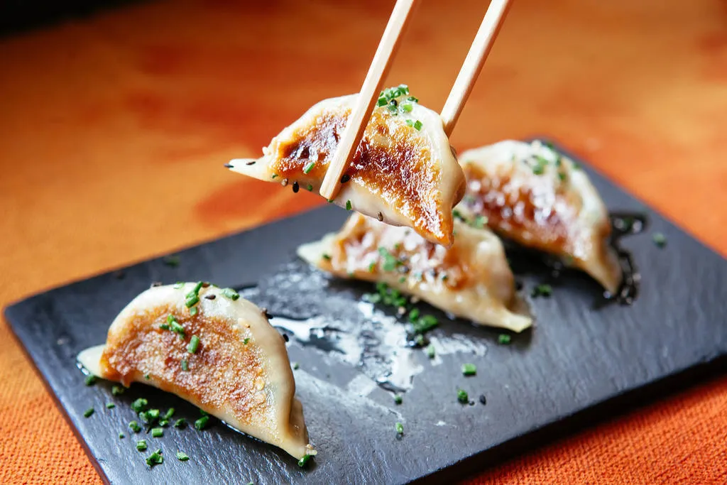 Gyozas de rabo de toro a la cordobesa