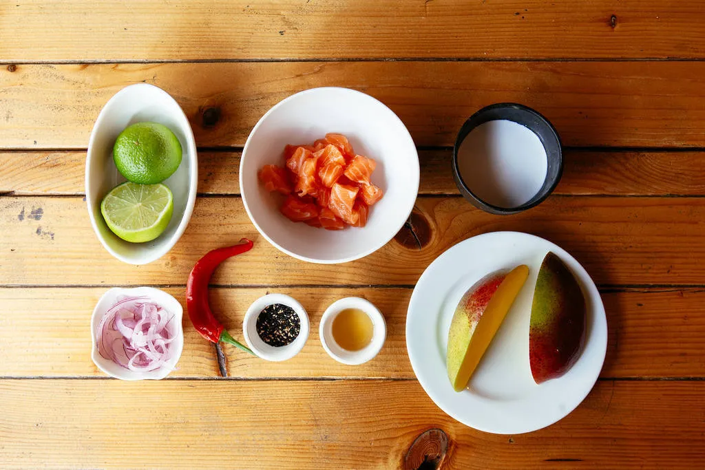 Ceviche de salmón thai