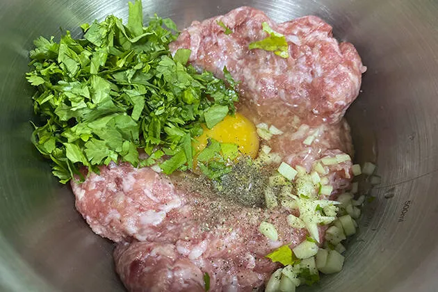 Albóndigas al pesto