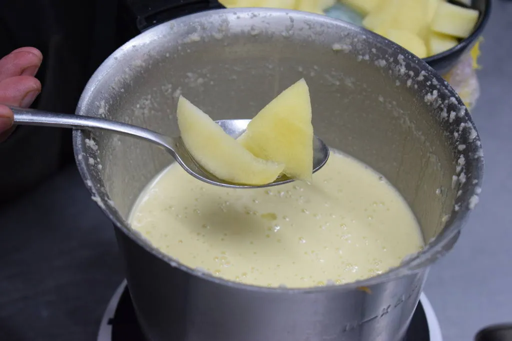 Caballa con ajoblanco de manzana