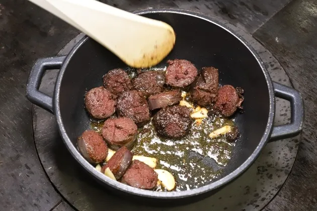 Arroz seco de cerdo ibérico a la brasa