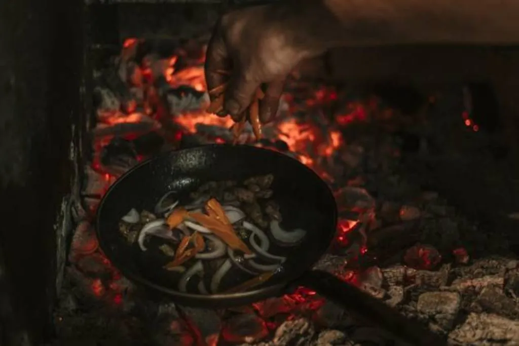 Taco de lomo alto salteado a la brasa