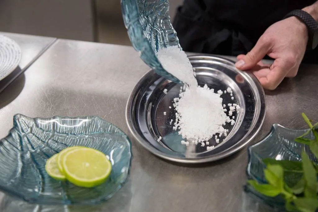 Dorada a la sal con cítricos