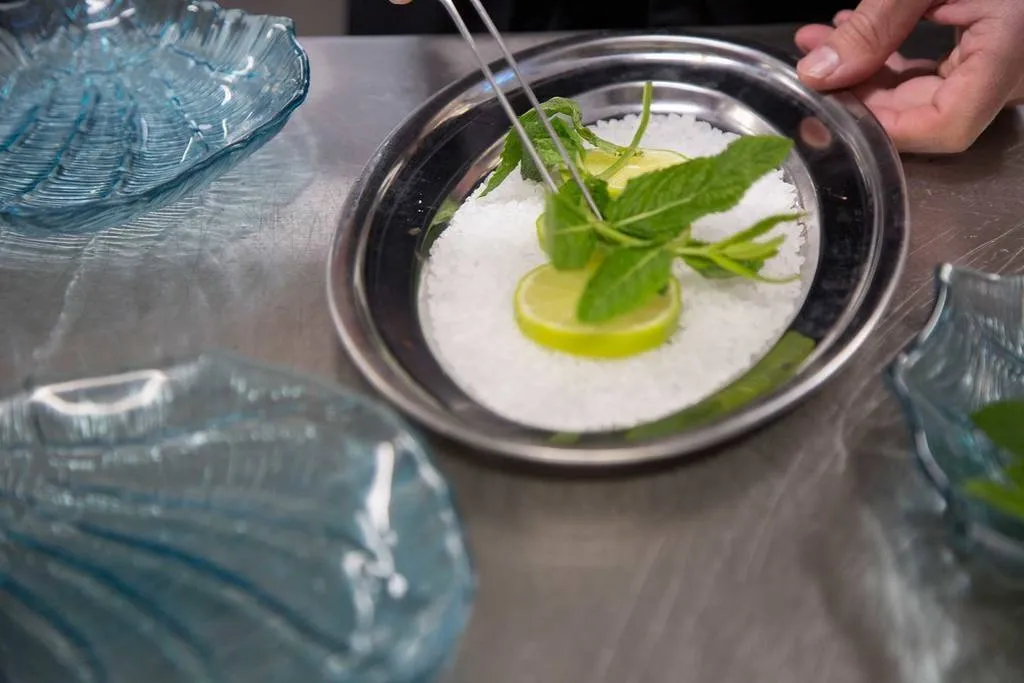 Dorada a la sal con cítricos