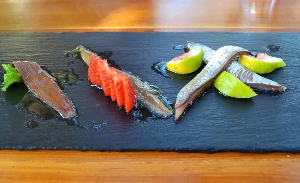 Anchoas y sardinas