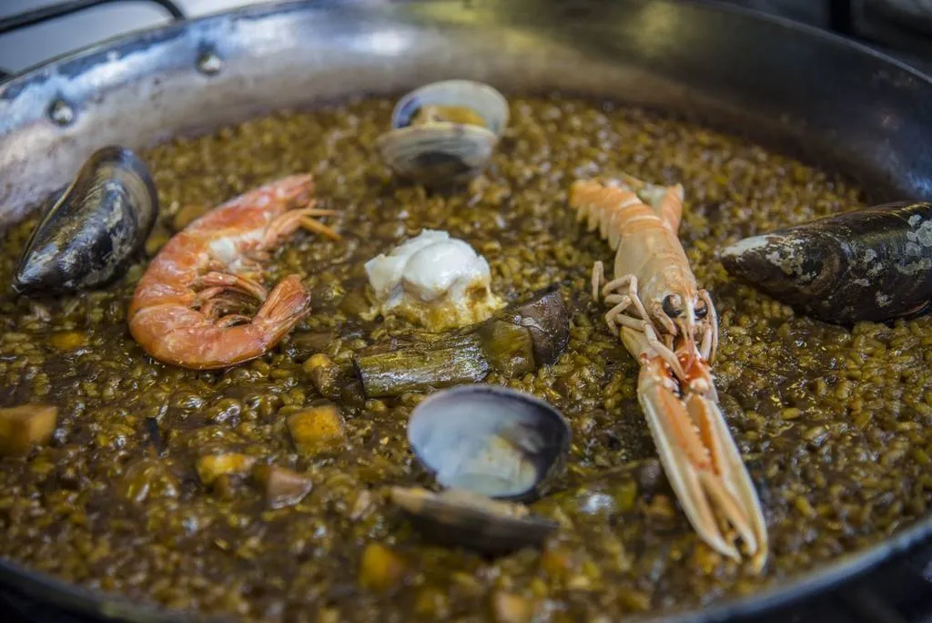 paella, Xiringuito Escribà, Restaurante, cocina marinera, paellas, restaurantes Barcelona, Paella en Barcelona