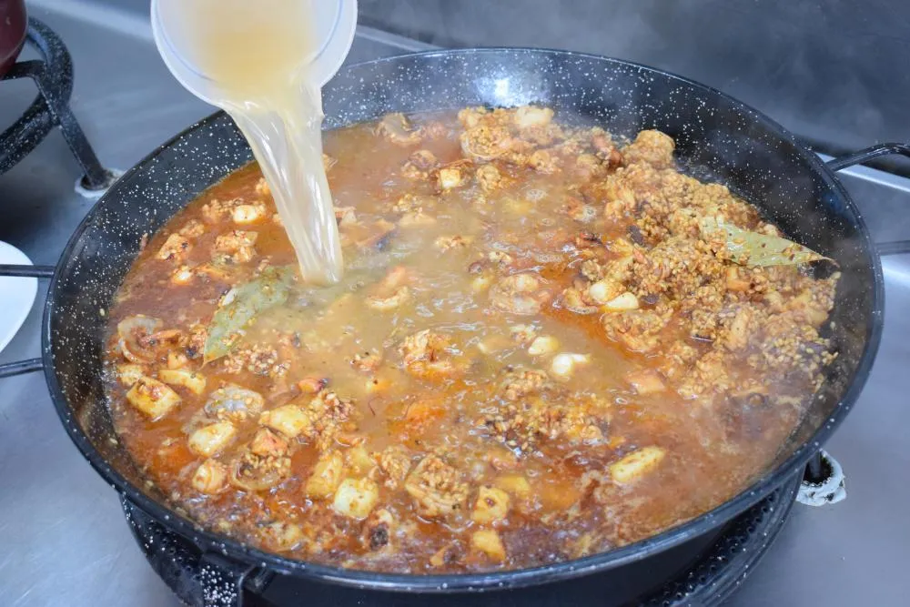 Arroz con pulpo y gambas