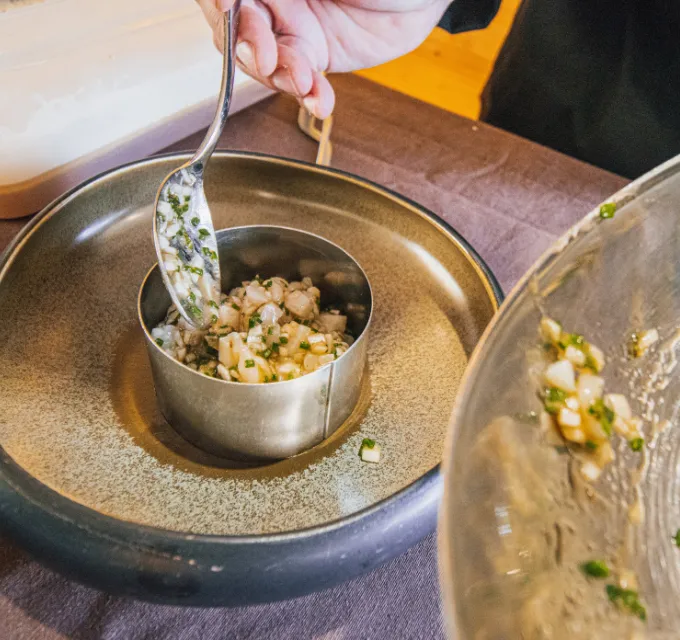 Receta de tartar de vieira con guisantes