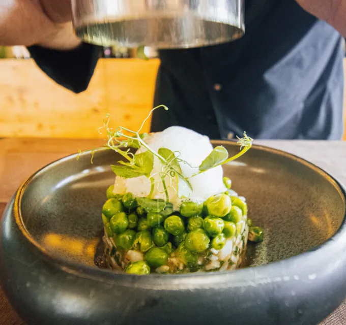 Receta de tartar de vieira con guisantes