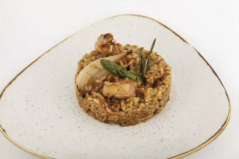 Menú de arroz + 1 botella de Inedit