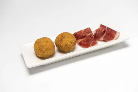 LA GENUINA CROQUETA De IBÉRICO DE BELLOTA