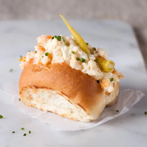 Tartar roll con la ensaladilla del Hamburg