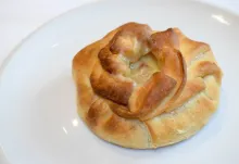 Tartaleta de puerros y langostinos