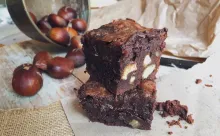 Brownie mármol de chocolate, crema de castañas y castañas