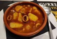 Marmitako de chipirón de Bar Egurre