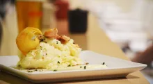 Ensaladilla rusa: trucos para prepararla y dónde comerla en Málaga