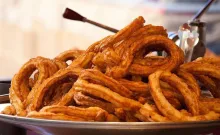 Churros: tradición castiza y dónde comer los mejores en Madrid