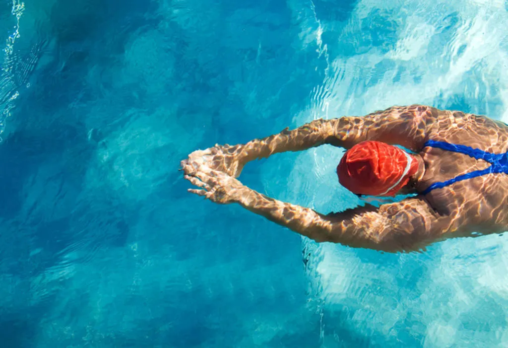 Natación en aguas abiertas: 10 consejos para nadar en el mar