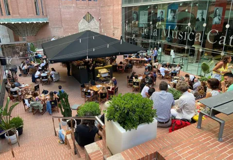 El Palau de la Música abre la terraza del Cafè Palau con música en vivo