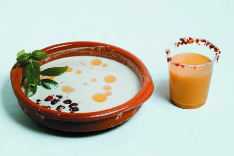 AJOBLANCO CON SORBETE SALADO DE MANGO