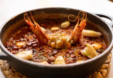 Arroz de romesco con gamba de Tarragona y chipirones de Cambrils 