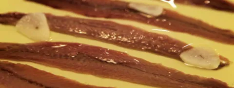 Cómo limpiar, preparar y aliñar con acierto unas anchoas