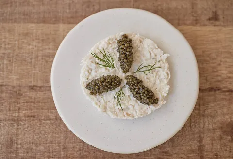 Ensalada King Crab y caviar 