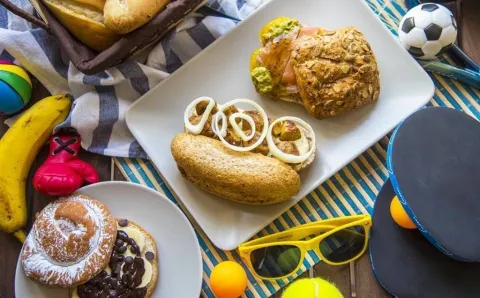 Trío de bocadillos molones: dos salados y uno dulce