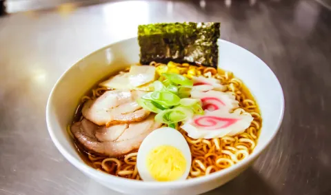 Tampopo ramen, una deliciosa y nutritiva sopa con noodles