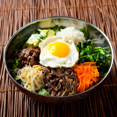 Receta de Bibimbap coreano