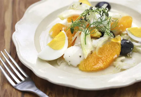 Ensaladas frescas de bacalao para el verano